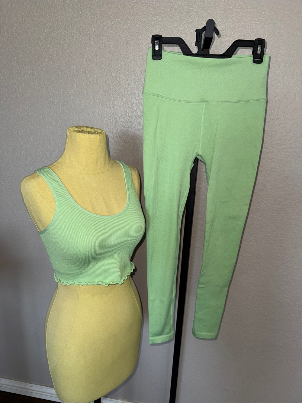 Spiritual Gangster Tank & Legging Set Medium